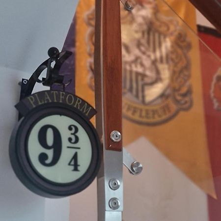The Hidden Hogwarts - Nearly Bui Vien Walking Street Aparthotel Ho Chi Minh City Exterior photo